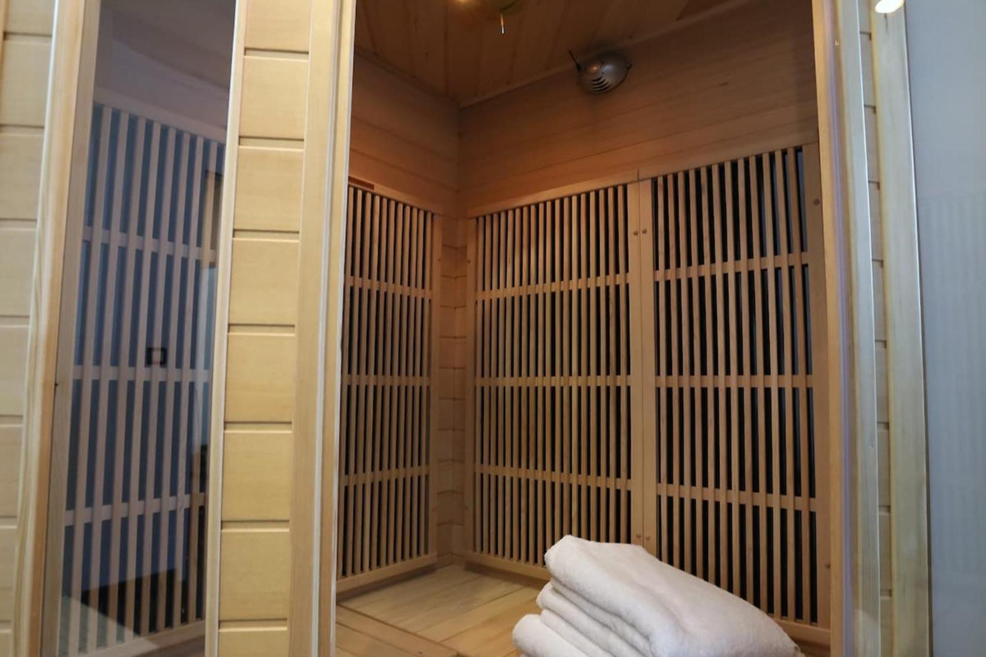 2 Bd With Sauna In The Center Of Appartement *